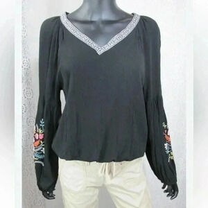 Eyeshadow Women Blouse Black White  Floral Embroidered Balloon Sleeve V Neck-XL